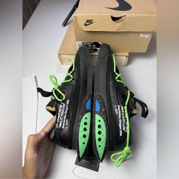 Used 2022
Nike Off-White × Blazer Low \'Black\' Sz 11 main image 13